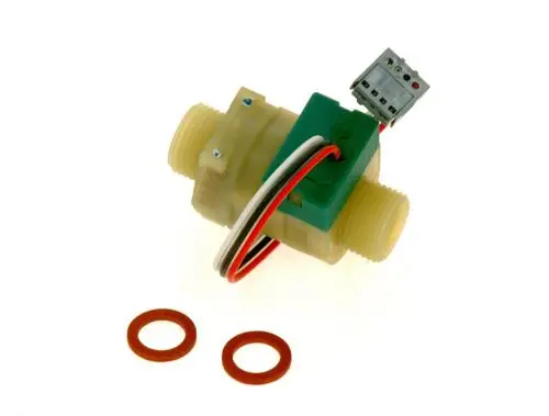 BOSCH Turbine, Kunststoffteil mit zwei Anschlussgewinden und einem elektrischen Anschluss, neben zwei Dichtungsringen auf weißem Hintergrund.